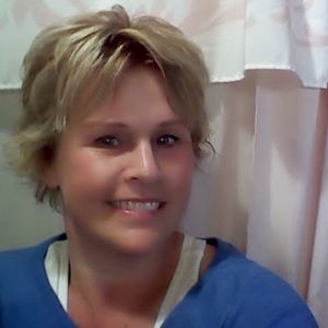 Meet your Posher, Debra